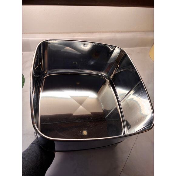 Vintage Chrome Cake Carrier - Picture 5 of 6